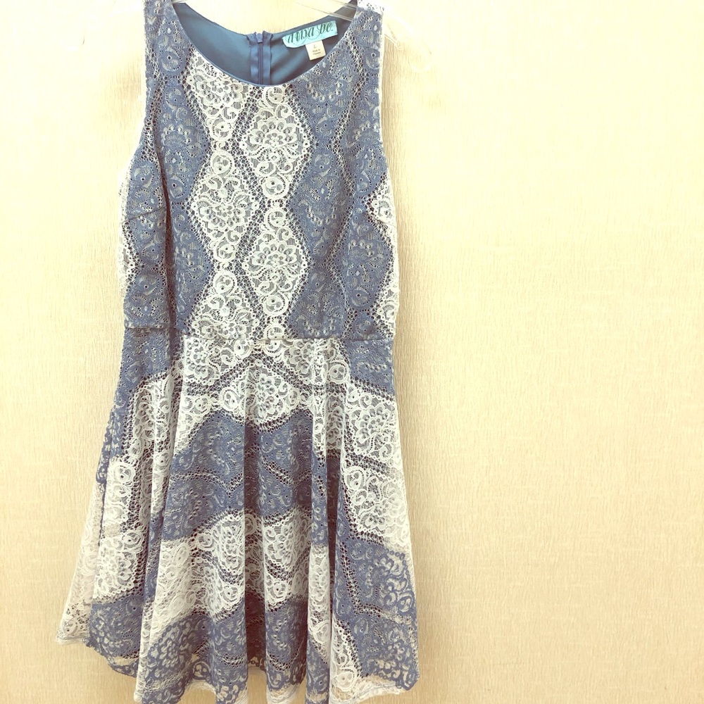 💙Beautiful Lace Dress